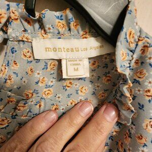 Monteau Los Angeles | Ditsy‎ Floral Sleeveless Top | 100% poly | Medium | NWOT